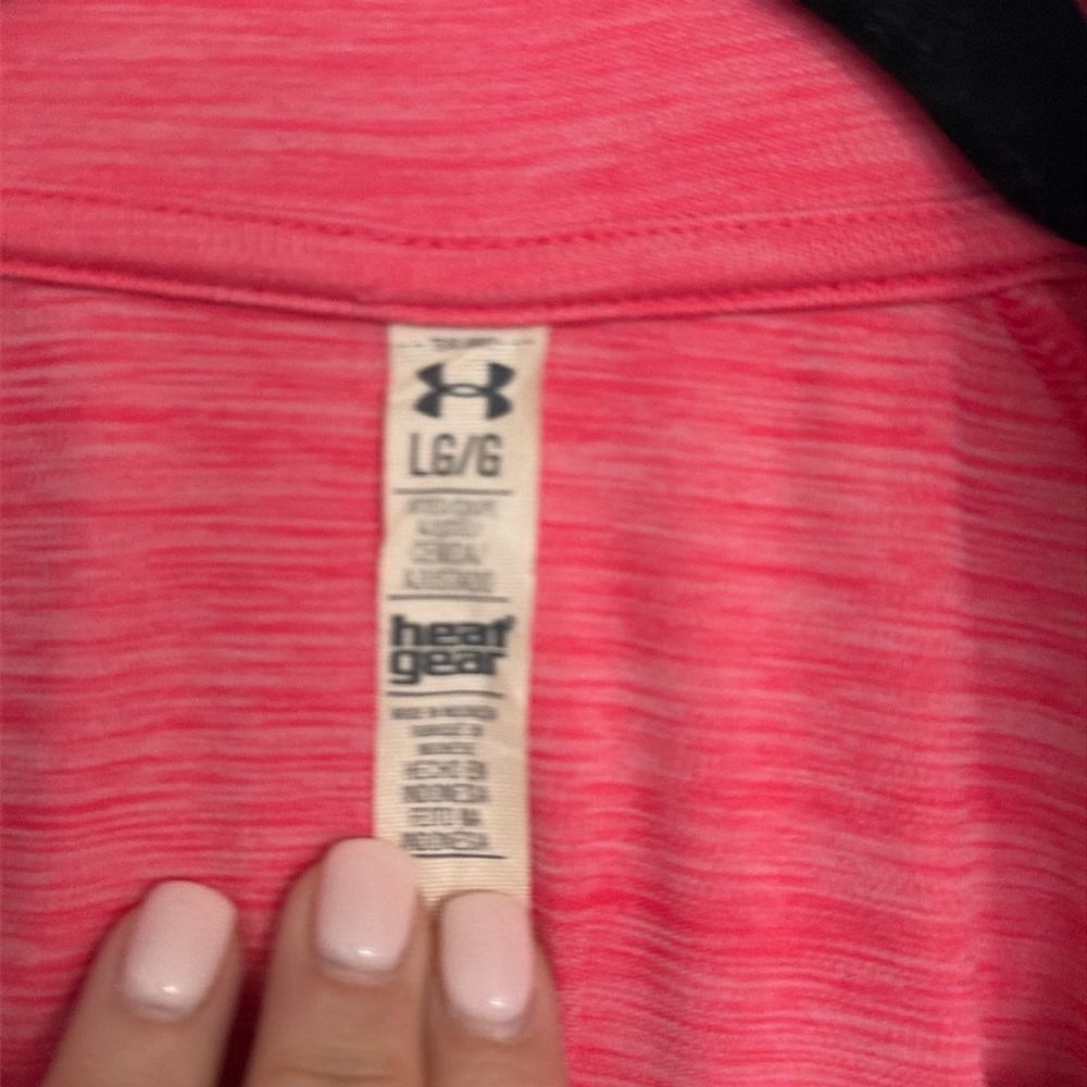 Under Armour Pullover - Picture 2 of 3